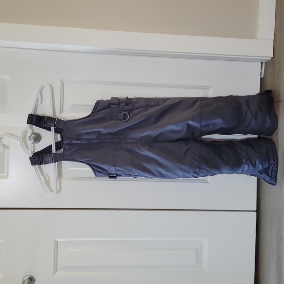 4yr old Snow bib - Picture 1 of 6